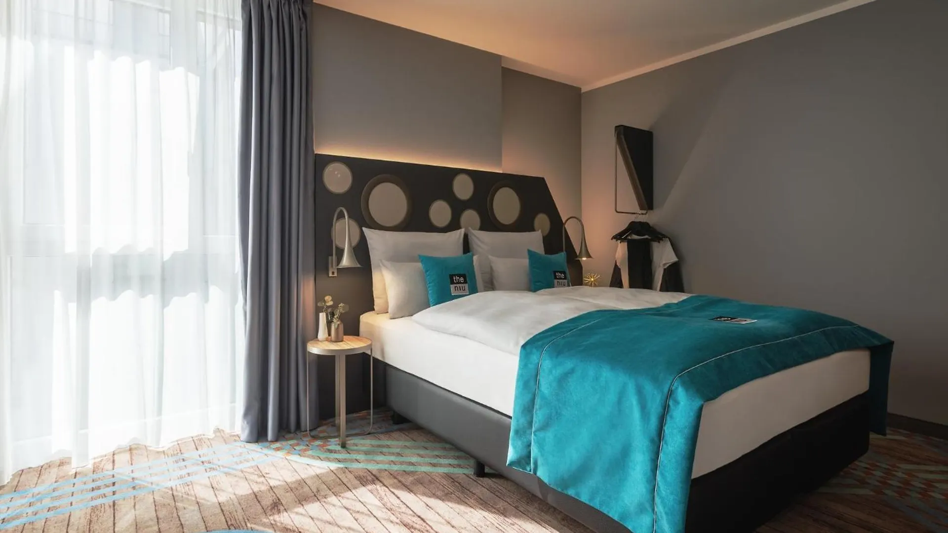 Holiday Inn - The Niu, Brass Munich Olympiapark By Ihg 3*,